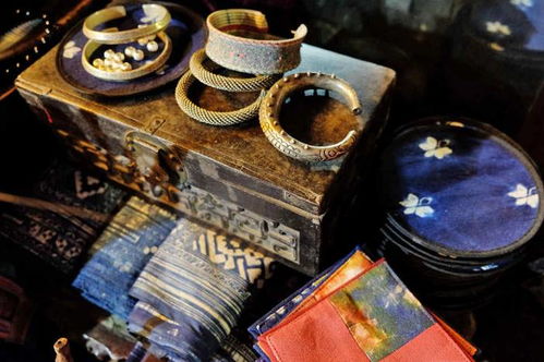 母親節(jié)禮物清單 工藝美術(shù)品與旗袍，演繹最精致的愛(ài)